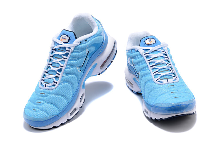 AIR MAX PLUS "First Use"