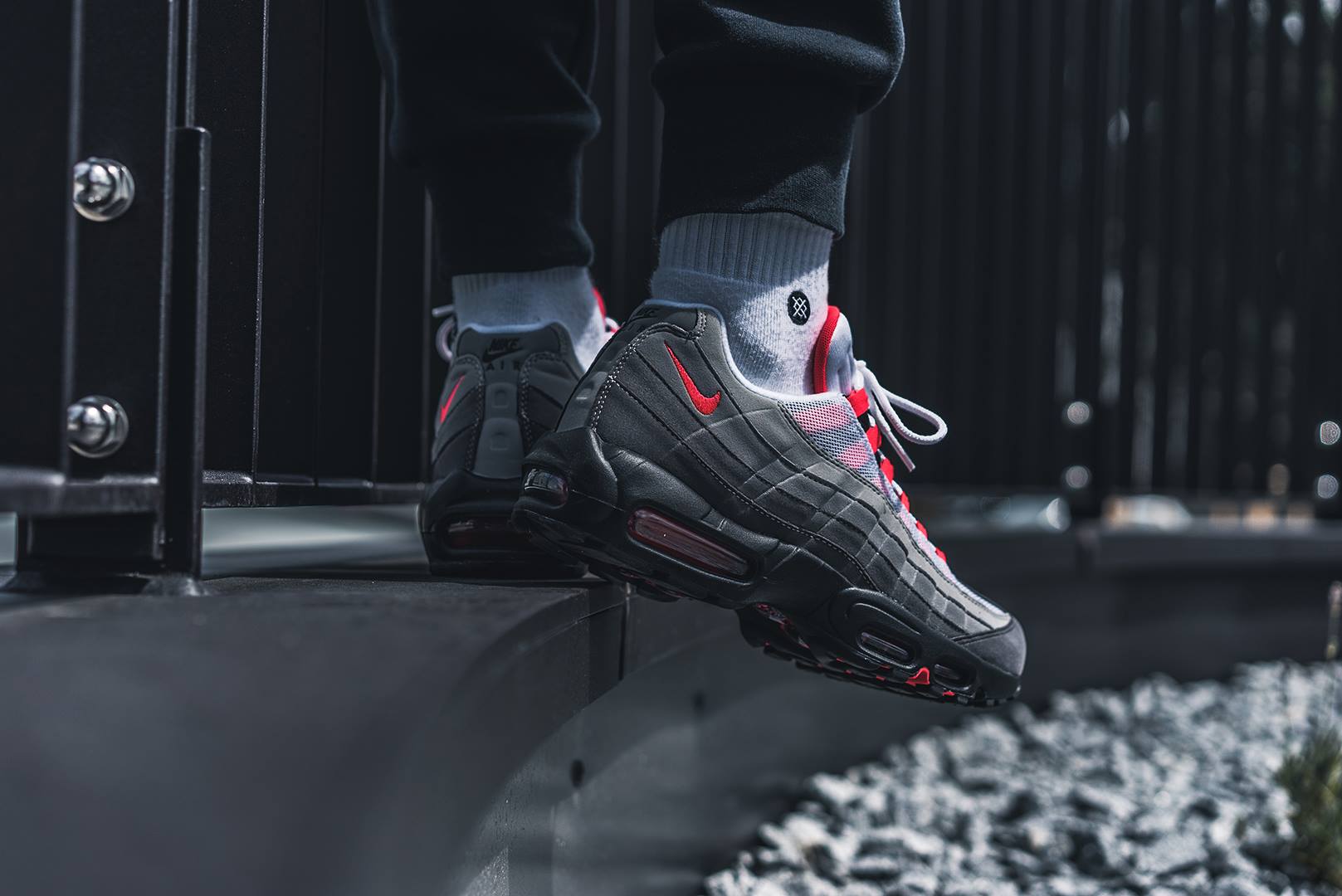 NIKE AIR MAX 95 OG SOLAR RED