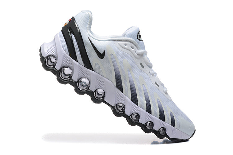 NIKE AIR MAX DN8 PANDA
