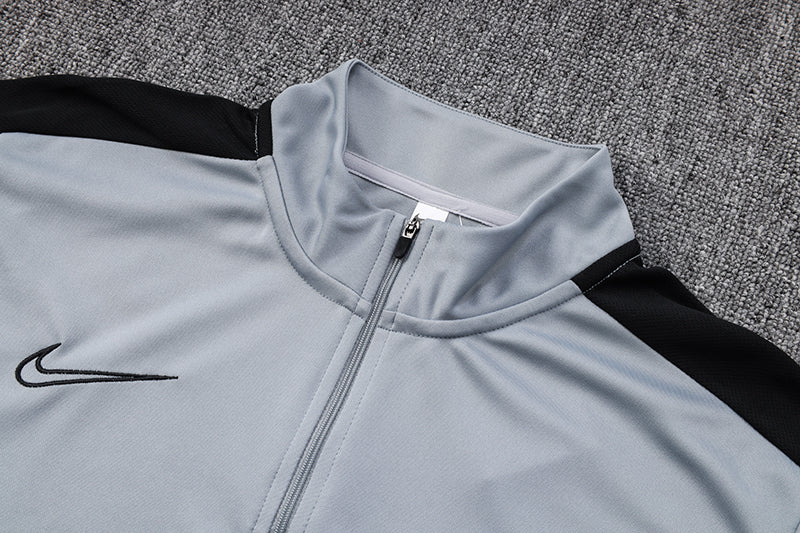 CONJUNTO NIKE CINZA DRY-FIT