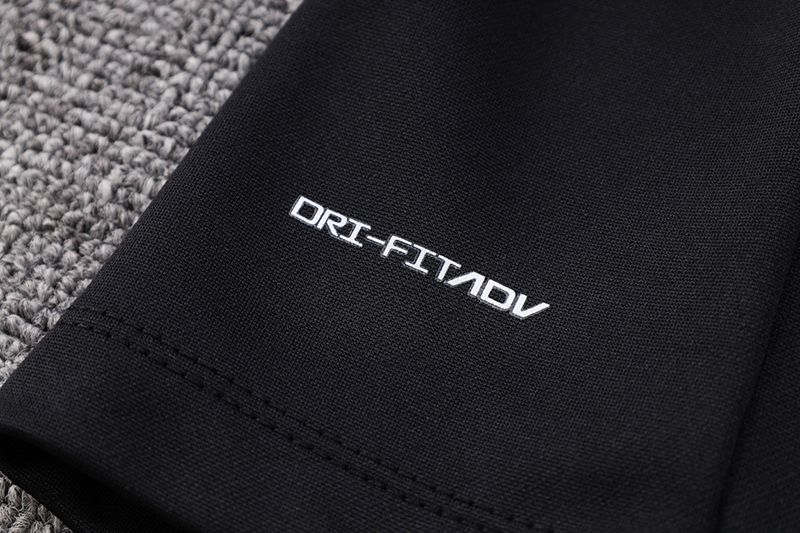 CONJUNTO NIKE ALL BLACK DRY-FIT