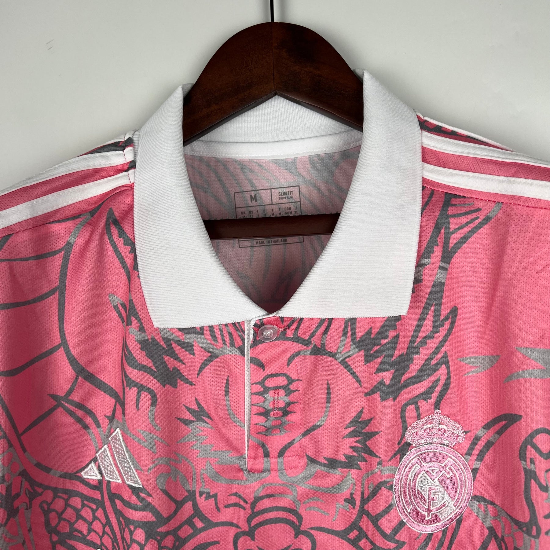 REAL MADRID VERSÃO ESPECIAL HELLO KITTY 24/25