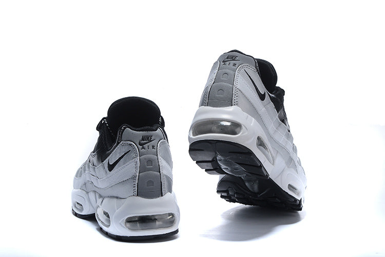 NIKE AIR MAX 95 METALIC PLATINUM