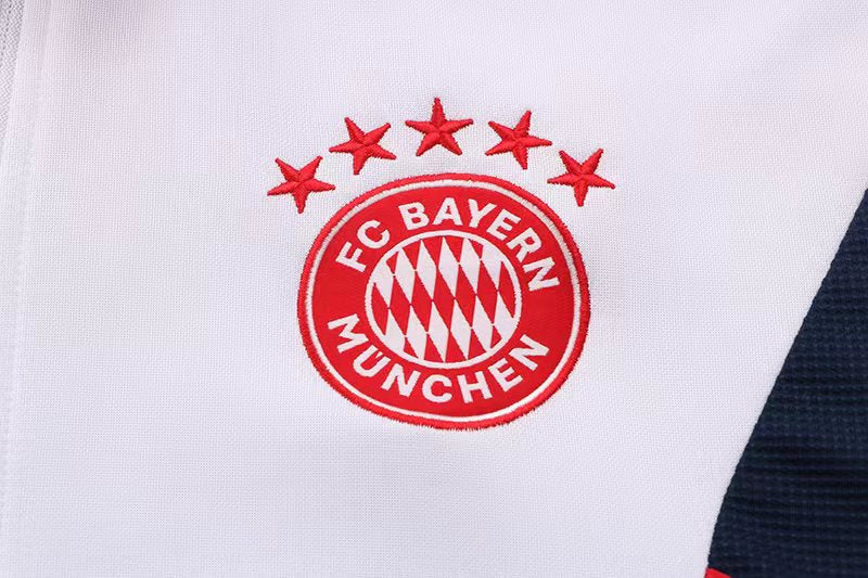 TRACKSUIT BAYERN DE MUNIQUE 2023