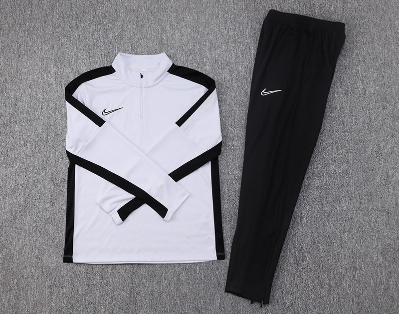 CONJUNTO NIKE BRANCA DRY-FIT