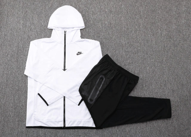 CONJUNTO NIKE TECH FLEECE BRANCO