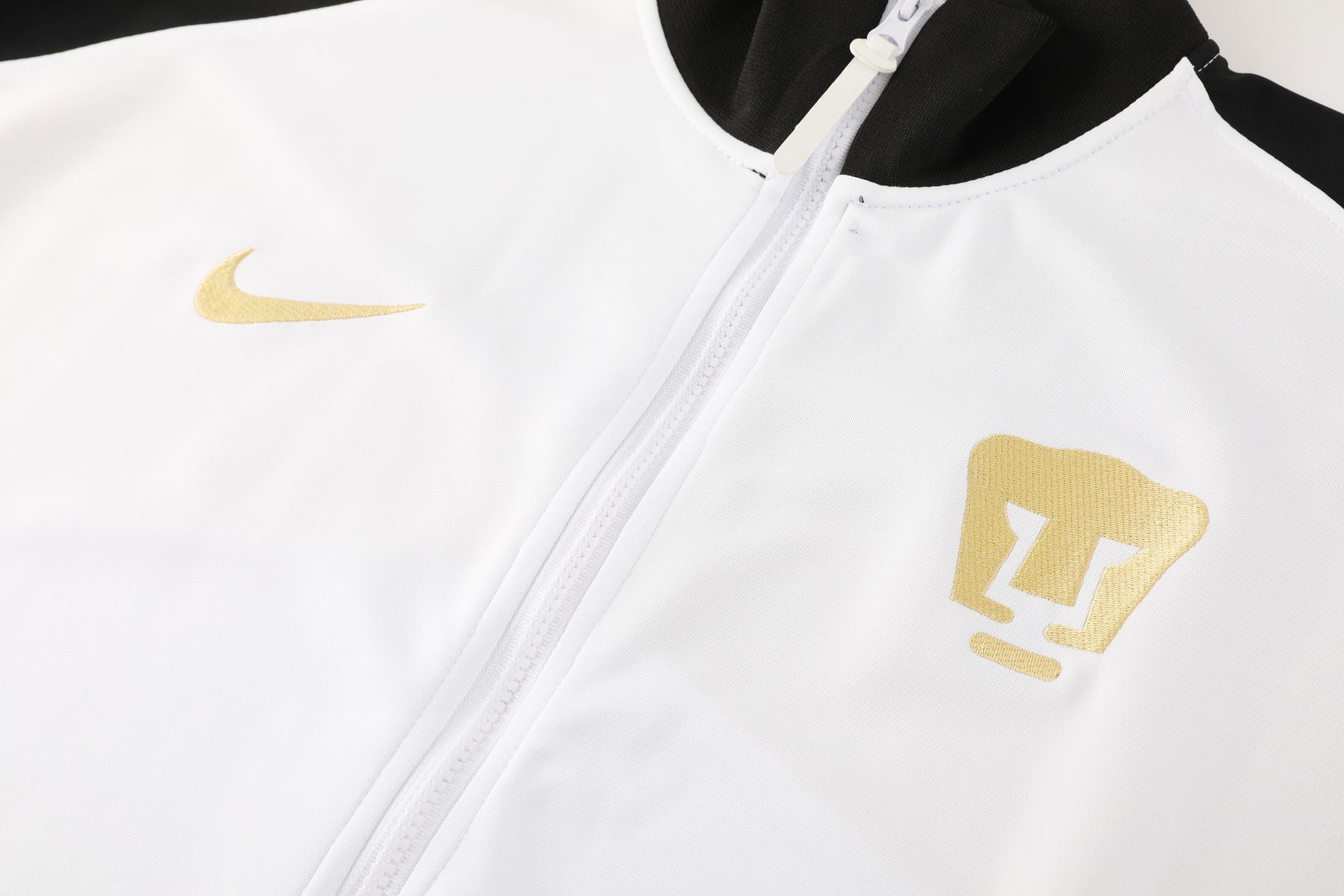 TRACKSUIT PUMAS 2024