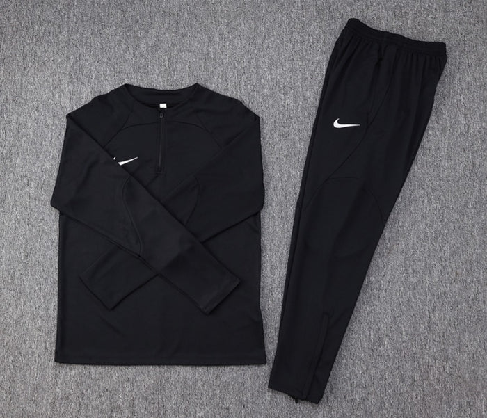CONJUNTO NIKE ALL BLACK DRY-FIT