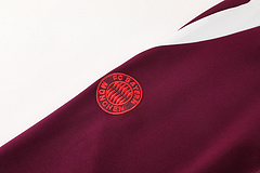 TRACKSUIT BAYERN DE MUNIQUE 2024