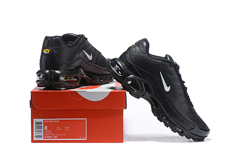 AIR MAX PLUS BLACK