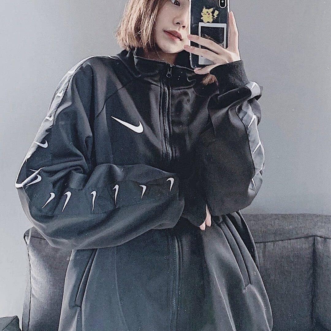 NIKE JAQUETA BOMBER BLACK & WHITE