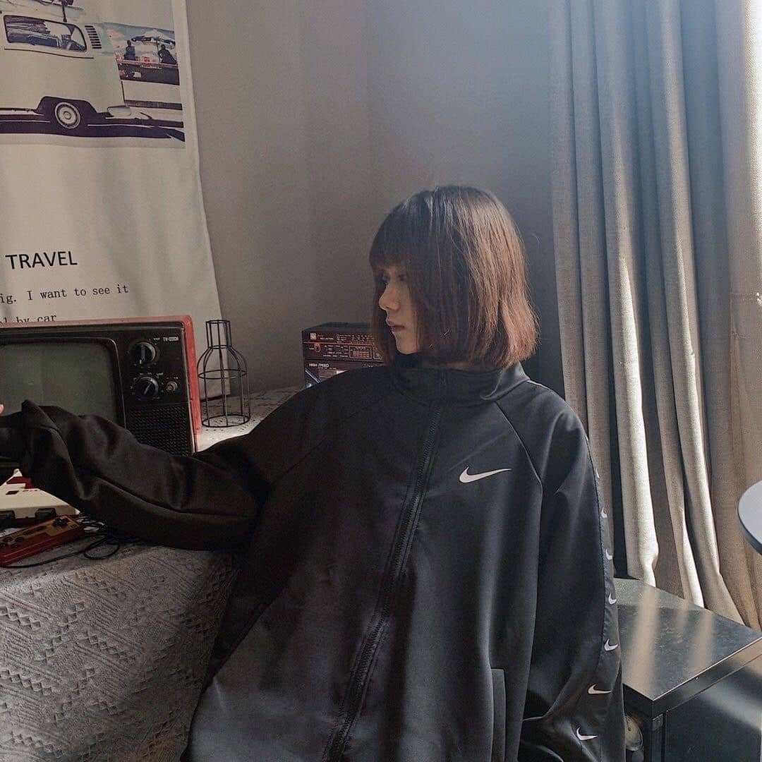 NIKE JAQUETA BOMBER BLACK & WHITE
