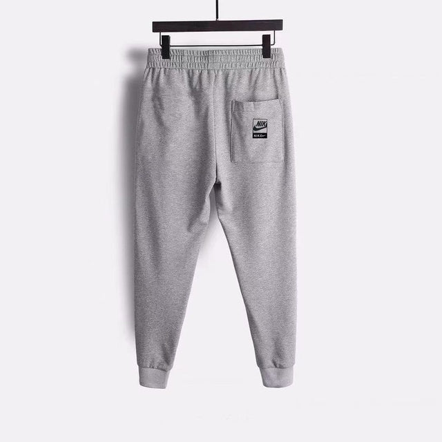 CONJUNTO NIKE TECH FLEECE PRETO & CINZA