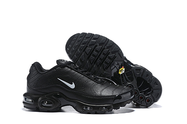 AIR MAX PLUS BLACK