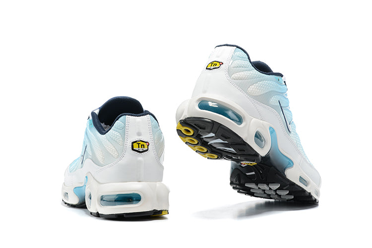 AIR MAX PLUS "SKY BLUE"