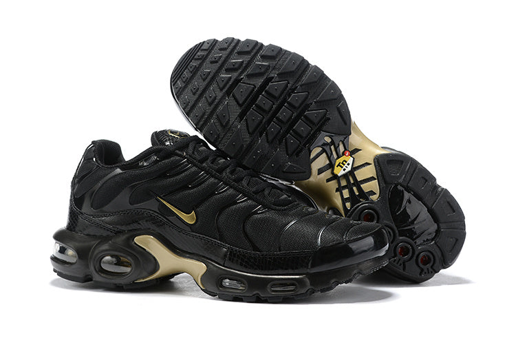 AIR MAX PLUS BLACK METALLIC GOLD