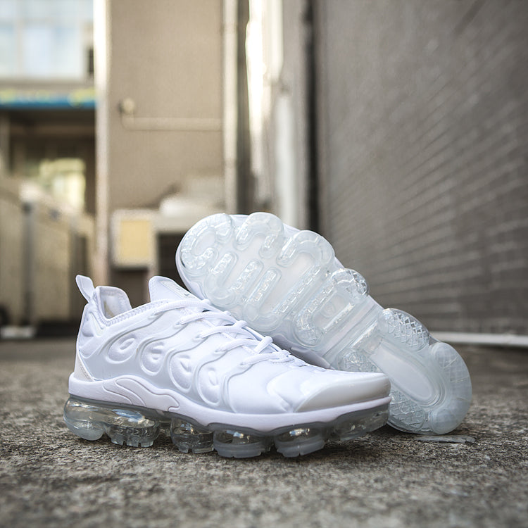 VAPORMAX PLUS TN WHITE