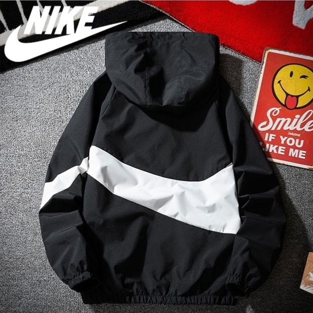 JAQUETA NIKE SWOOSH
