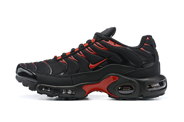AIR MAX PLUS BRED