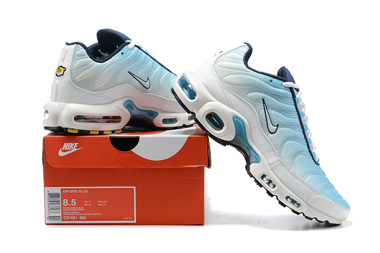 AIR MAX PLUS "SKY BLUE"