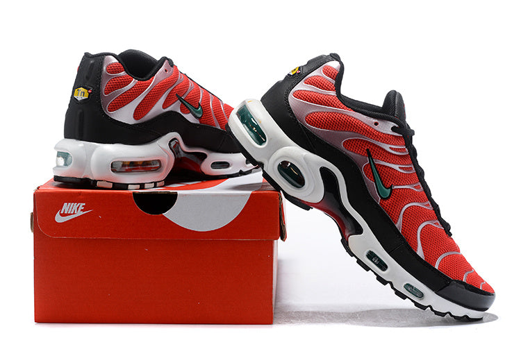 AIR MAX PLUS