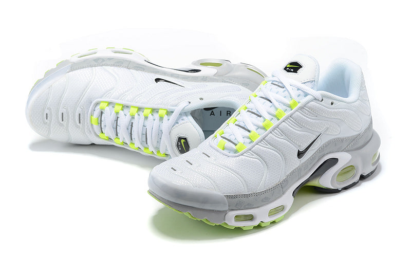 AIR MAX PLUS "PLATINUM GREY REFLECTIVE"