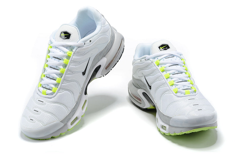 AIR MAX PLUS "PLATINUM GREY REFLECTIVE"