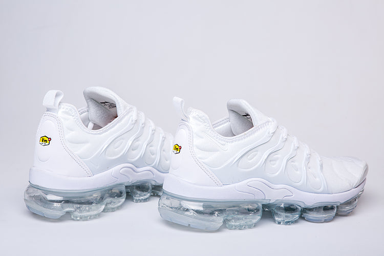 VAPORMAX PLUS TN WHITE