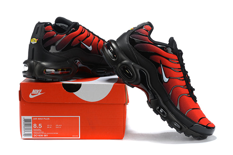 AIR MAX PLUS DEADPOOL