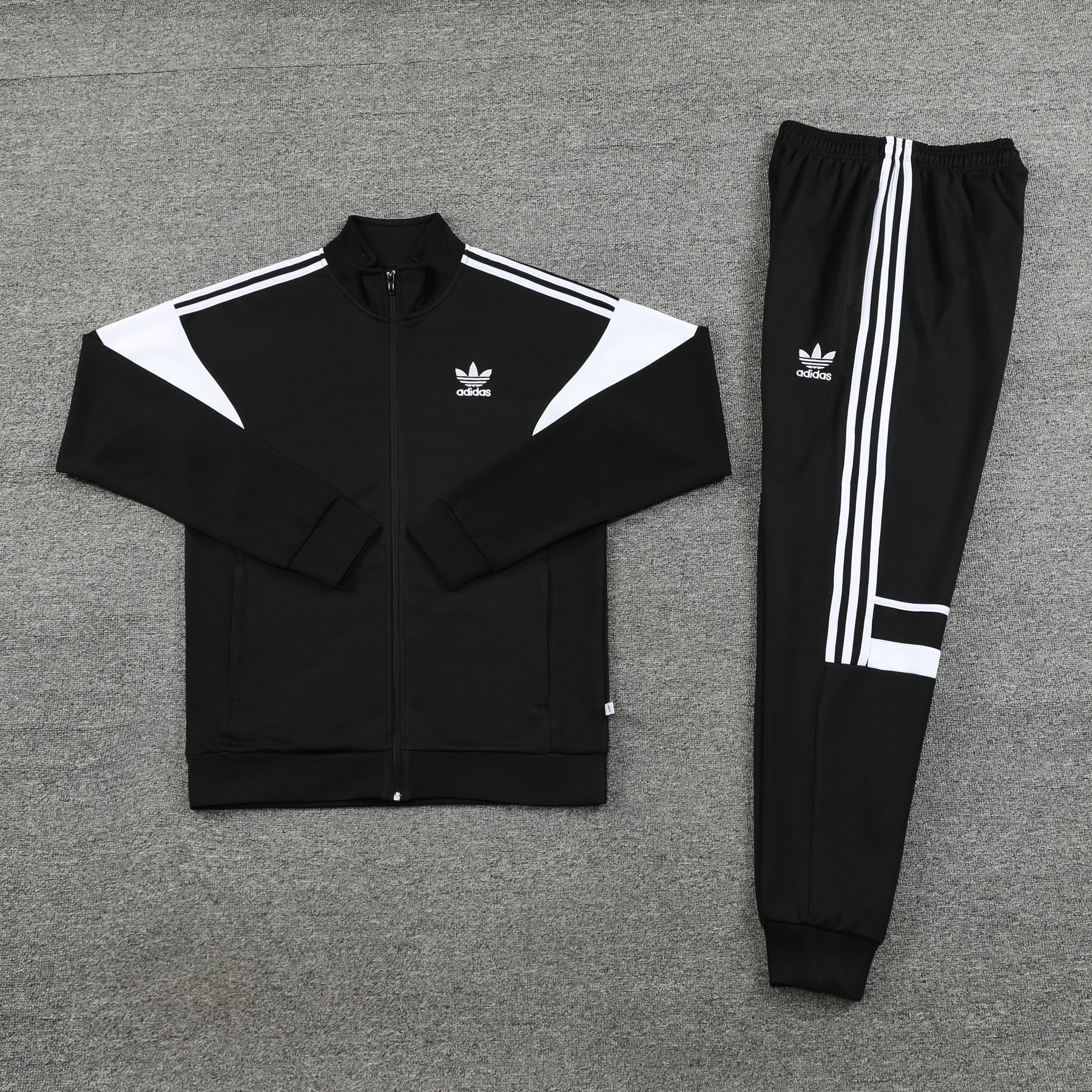 CONJUNTO ADIDAS PRETO + [BONÉ DE BRINDE]