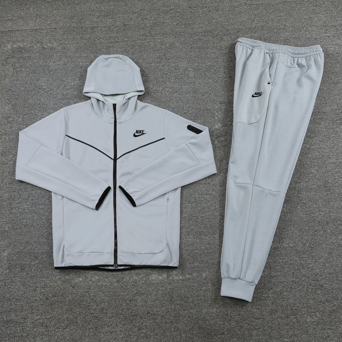 CONJUNTO NIKE TECH FLEECE CINZA