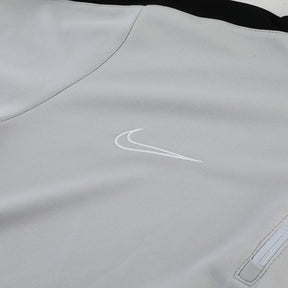 CONJUNTO NIKE CINZA DRY-FIT + [BONÉ DE BRINDE]