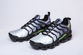 VAPORMAX PLUS TN GREY GREEN