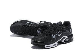 AIR MAX PLUS BLACK DOUBLE SWOOSH