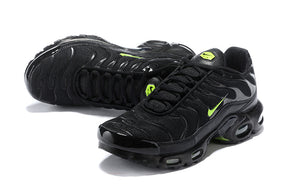 AIR MAX PLUS BLACK GREEN