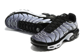 AIR MAX PLUS METALLIC SILVER